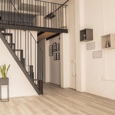 Amplio Apartamento Con Bicicletas Appartamento Valenza Esterno foto