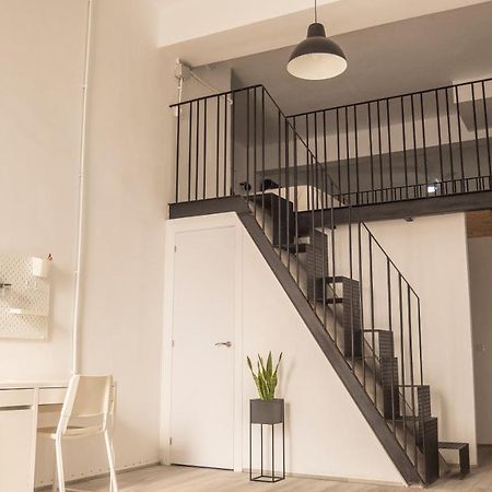 Amplio Apartamento Con Bicicletas Appartamento Valenza Esterno foto