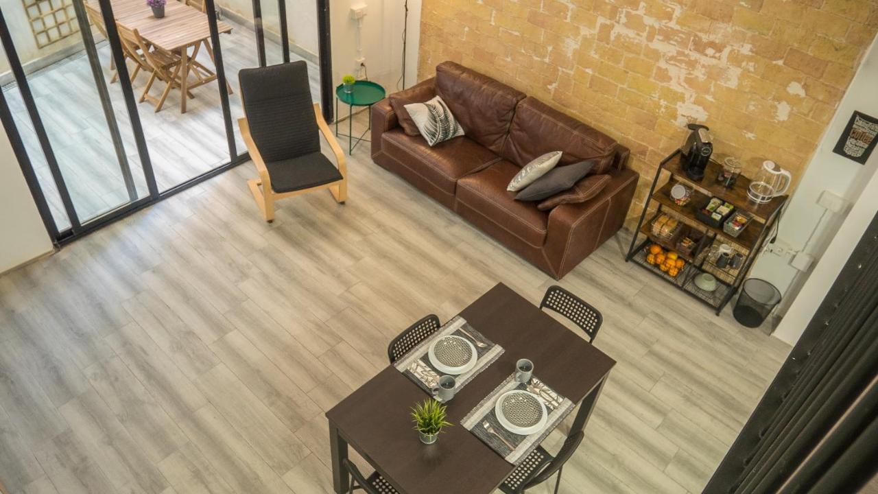 Amplio Apartamento Con Bicicletas Appartamento Valenza Esterno foto
