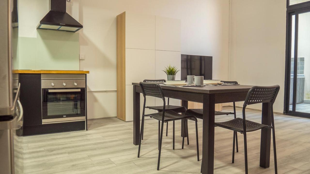 Amplio Apartamento Con Bicicletas Appartamento Valenza Esterno foto