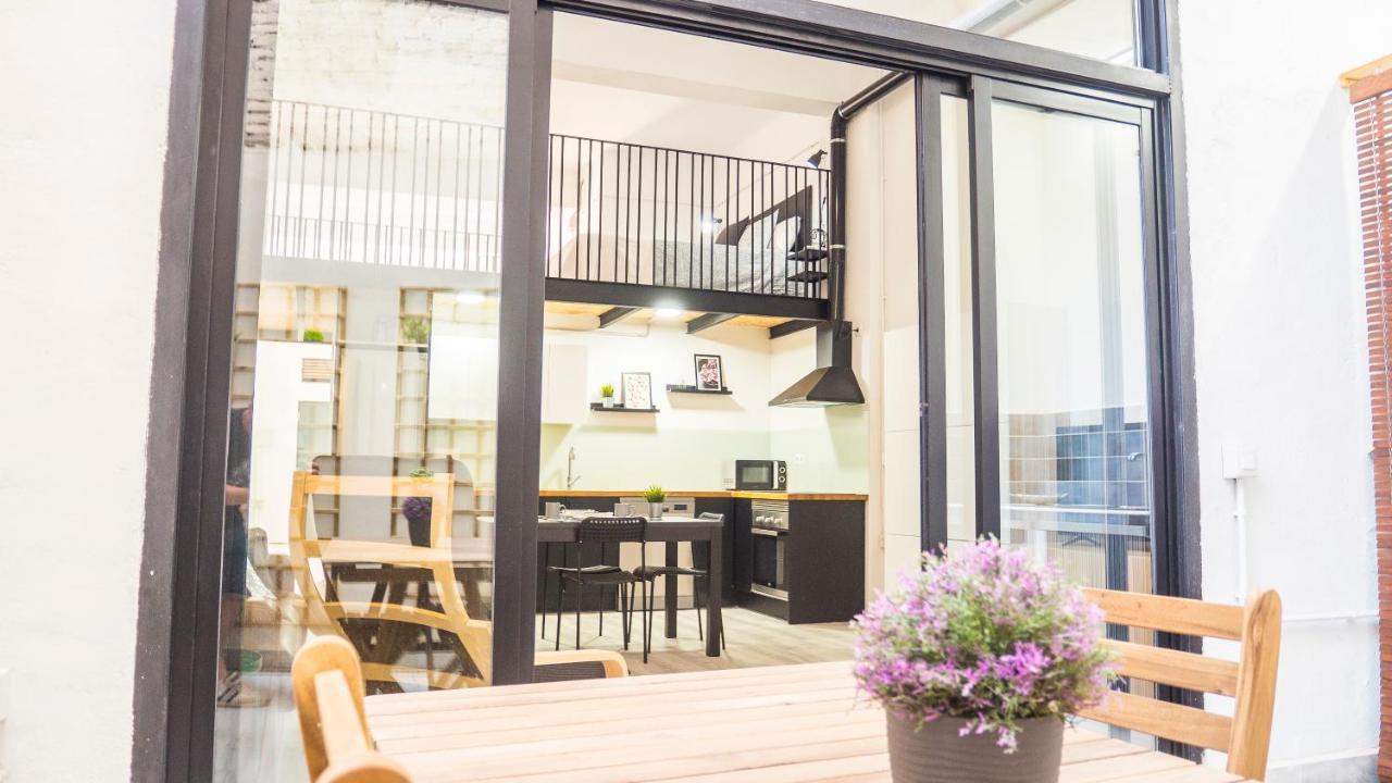 Amplio Apartamento Con Bicicletas Appartamento Valenza Esterno foto